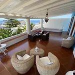 فندق مبيت وإفطار Basiluzzo 4*