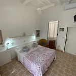 فندق مبيت وإفطار Basiluzzo
